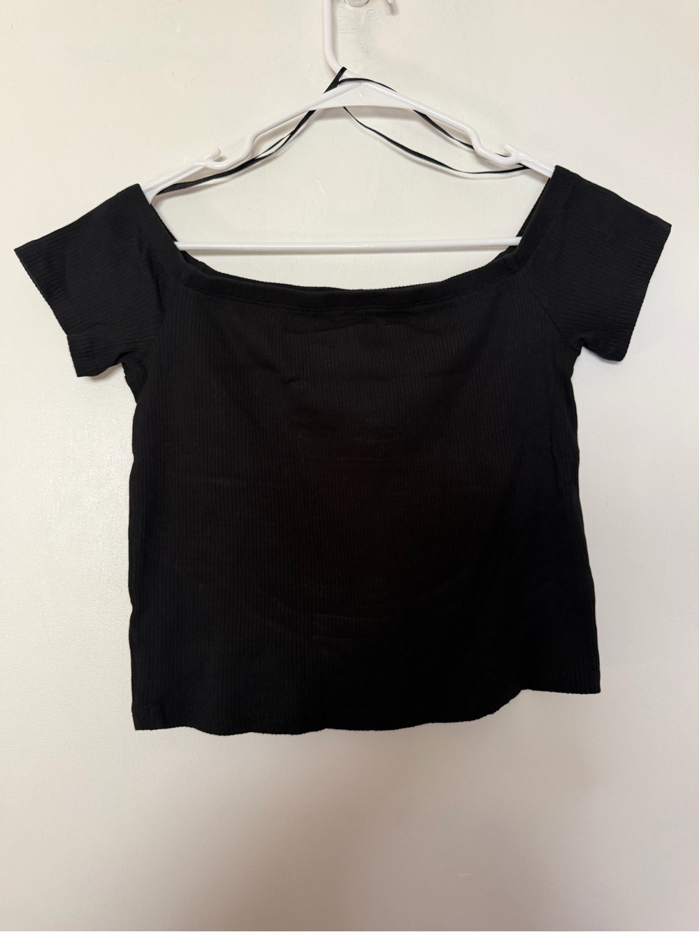 Black Off-Shoulder Ribbed Short Sleeve Top